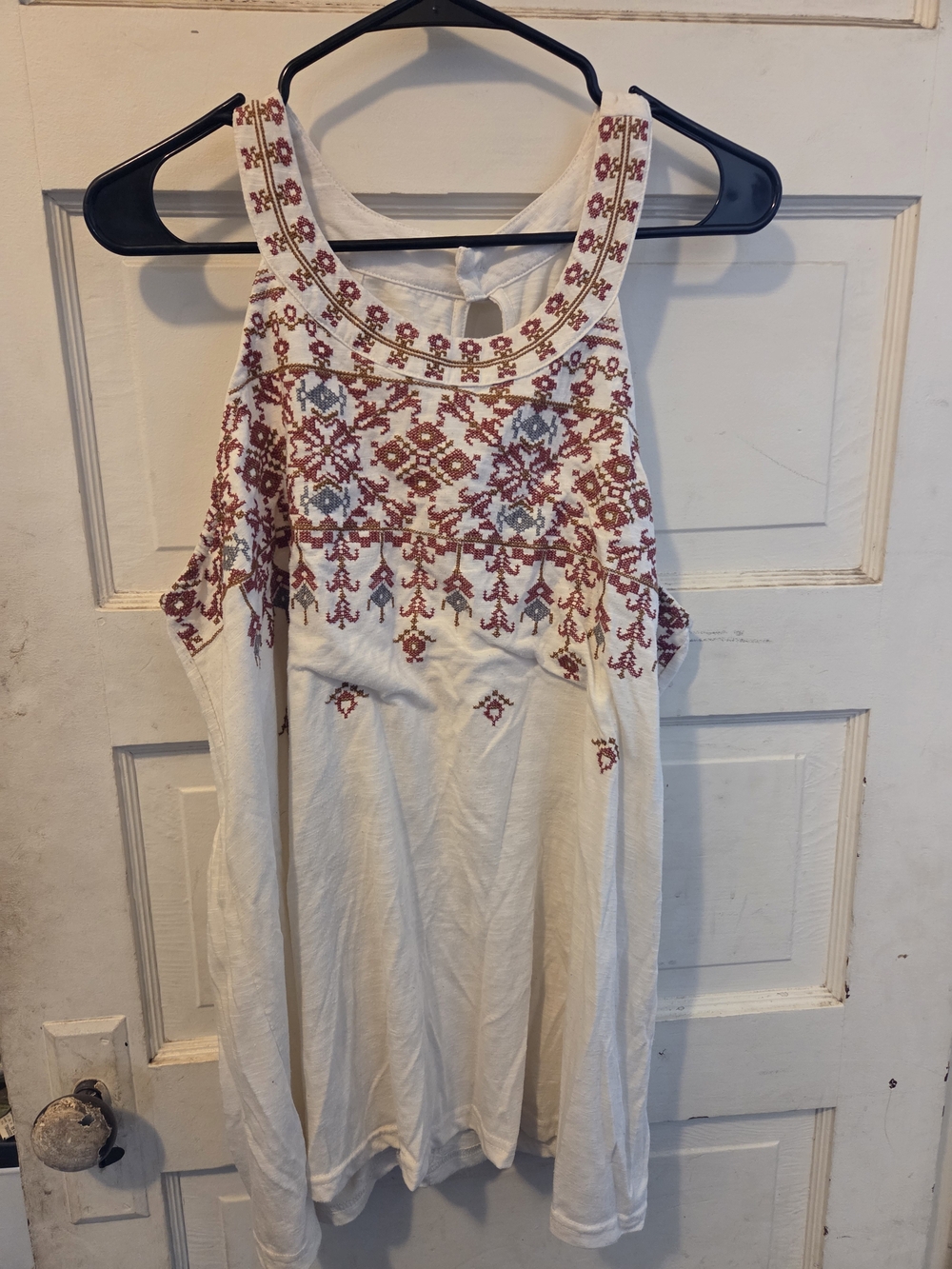 Maurices Ivory Tank Top with Rust Embroidery